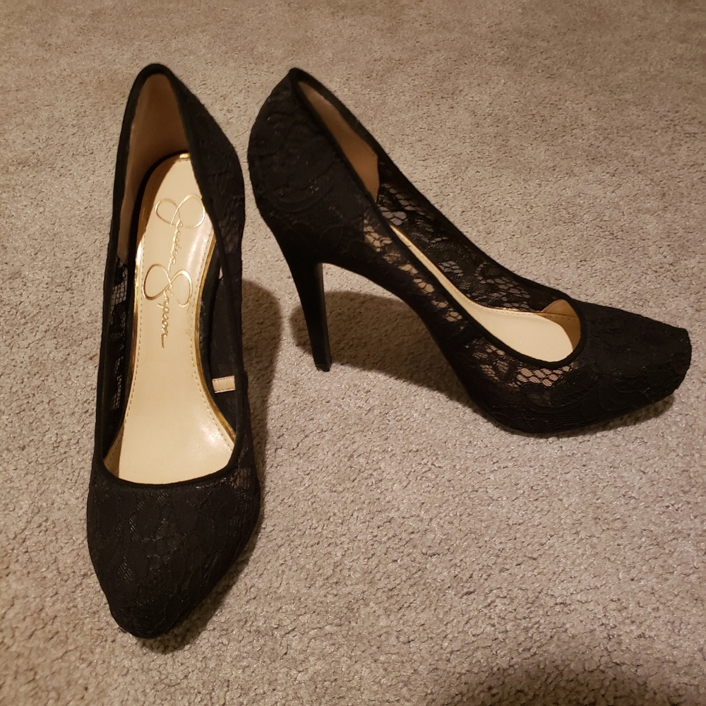 Jessica Simpson Lace Platform Pumps